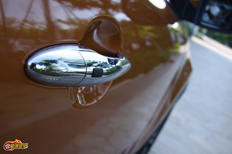 东风悦达起亚智跑外观