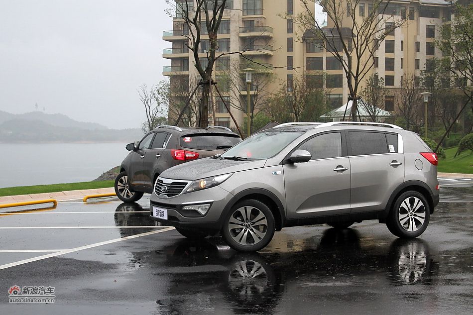 2012款智跑2.0L自动两驱NAVI