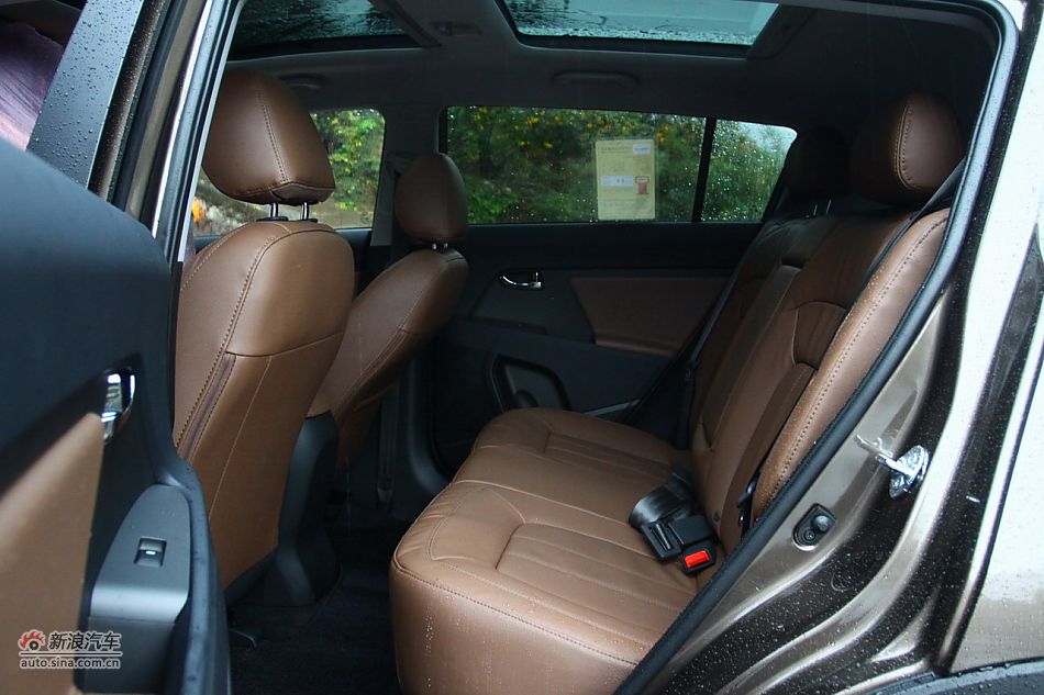 2012款智跑2.0L自动两驱NAVI