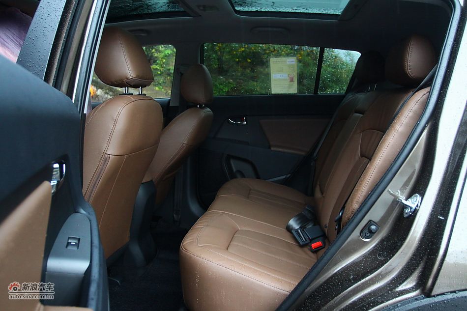 2012款智跑2.0L自动两驱NAVI