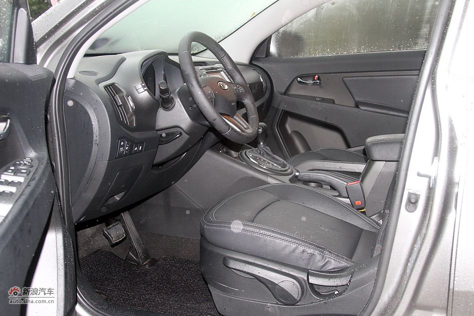 2012款智跑2.0L自动两驱NAVI