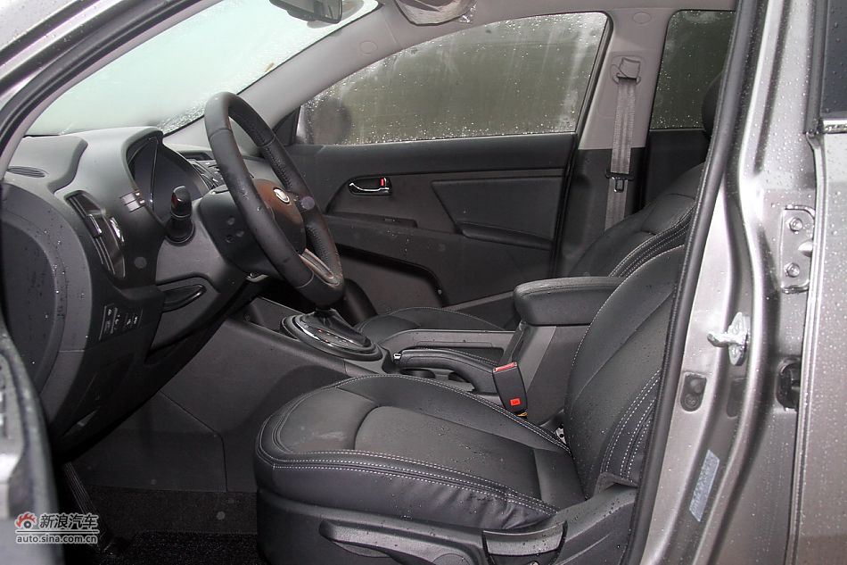 2012款智跑2.0L自动两驱NAVI