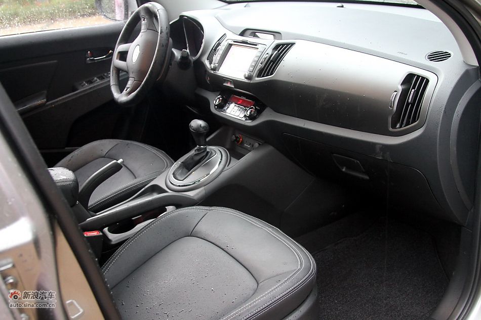 2012款智跑2.0L自动两驱NAVI