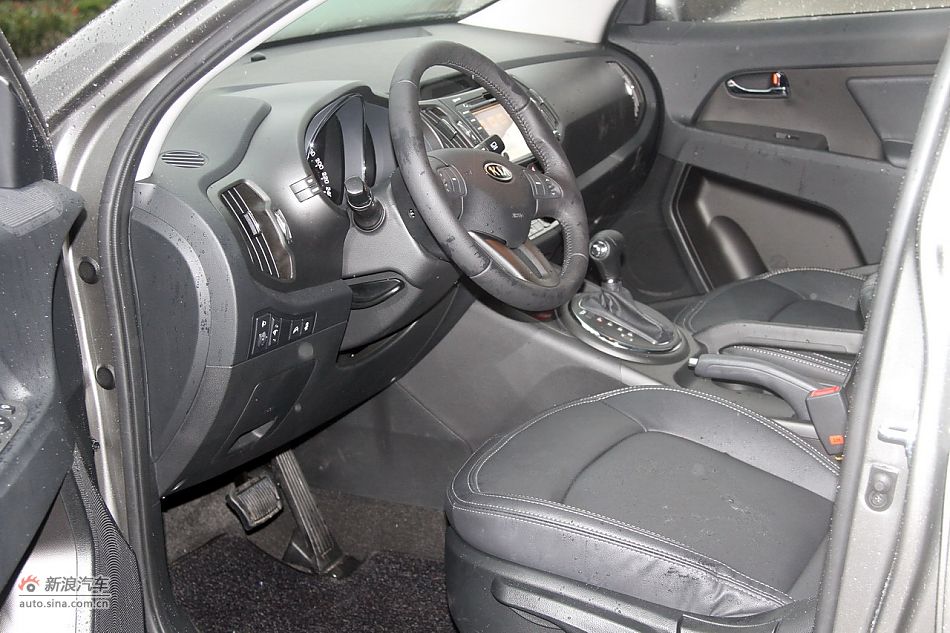 2012款智跑2.0L自动两驱NAVI