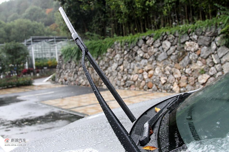 2012款智跑2.0L自动两驱NAVI