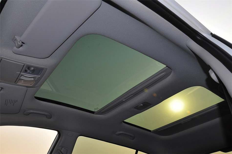  2012 2.0L  AT NAVI ռ