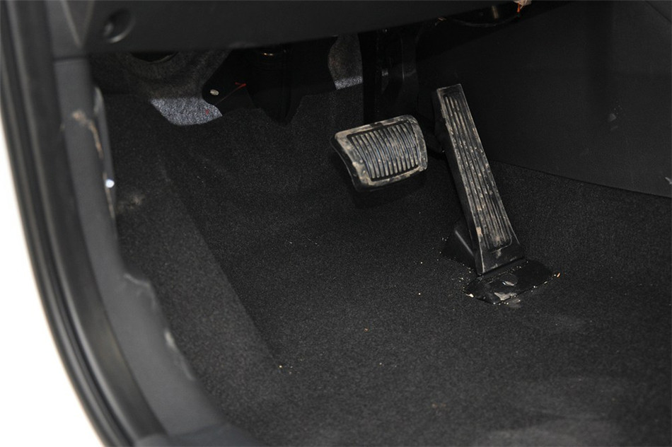 智跑 2012款 2.0L 两驱 AT NAVI 空间