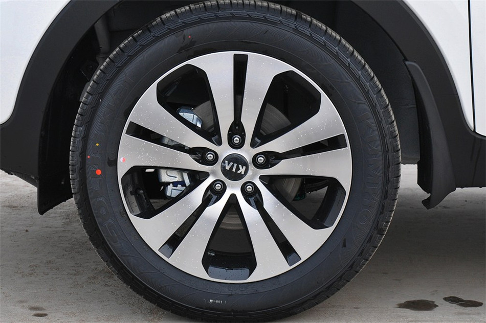 智跑 2012款 2.0L 两驱 AT NAVI 细节