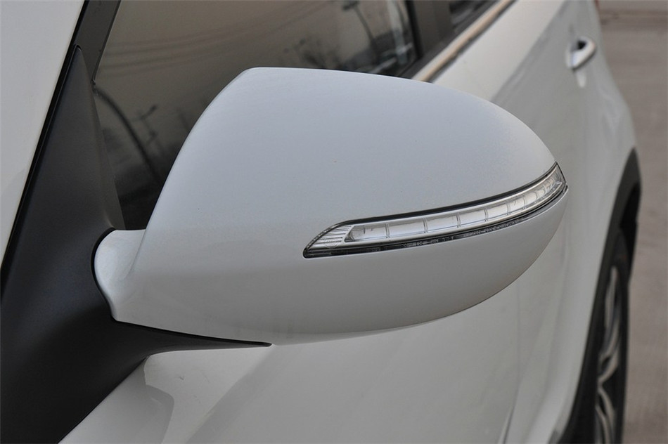  2012 2.0L  AT NAVI ϸ