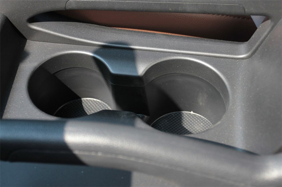  2014 2.0L AT ԶGLS οռ