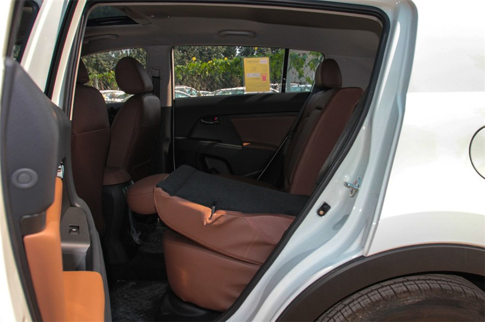  2014 2.0L AT ԶGLS οռ