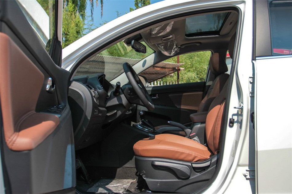  2014 2.0L AT ԶGLS οռ