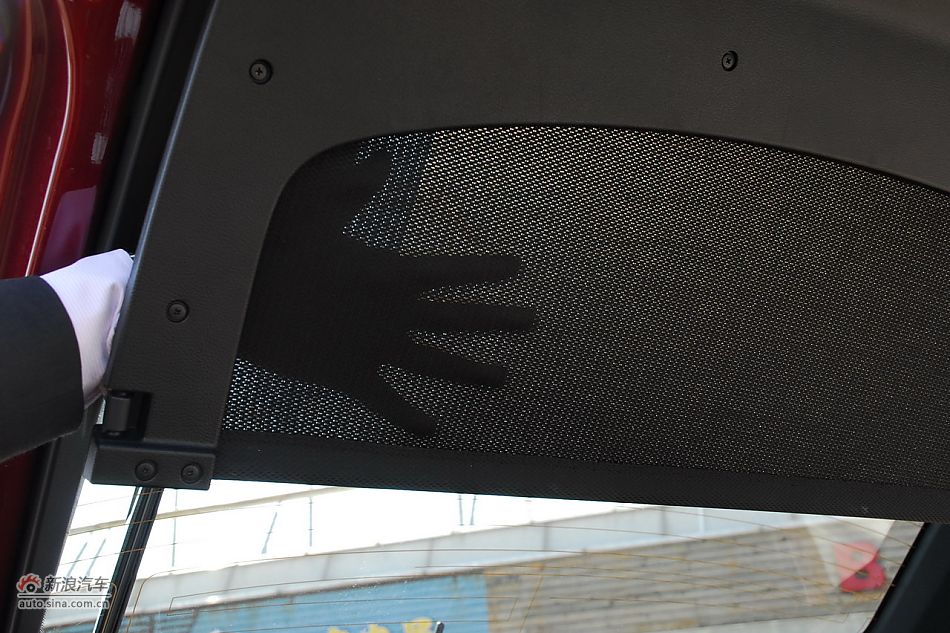 歌诗图内饰细节