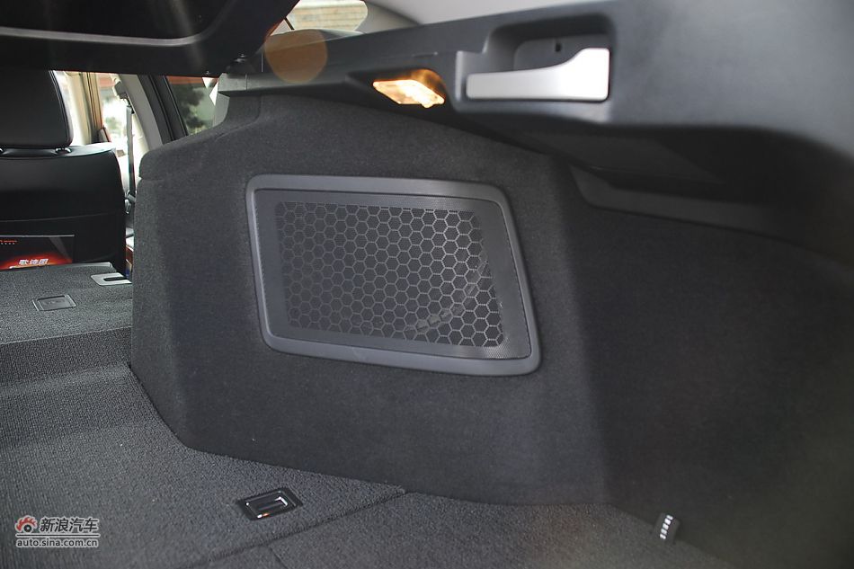 歌诗图内饰细节