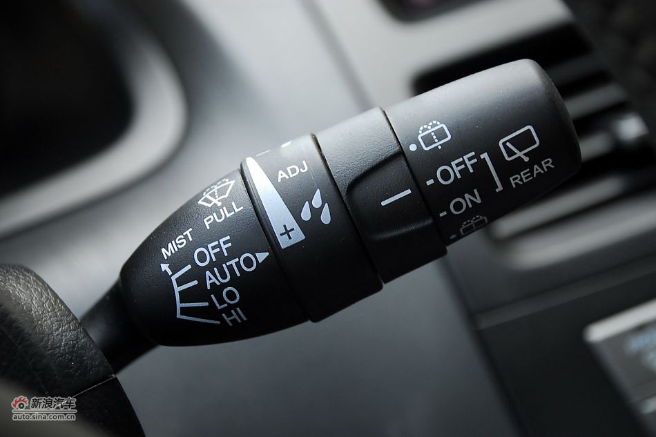 歌诗图内饰细节