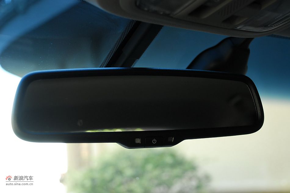 歌诗图内饰细节