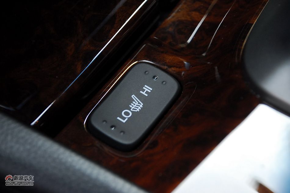 歌诗图内饰细节