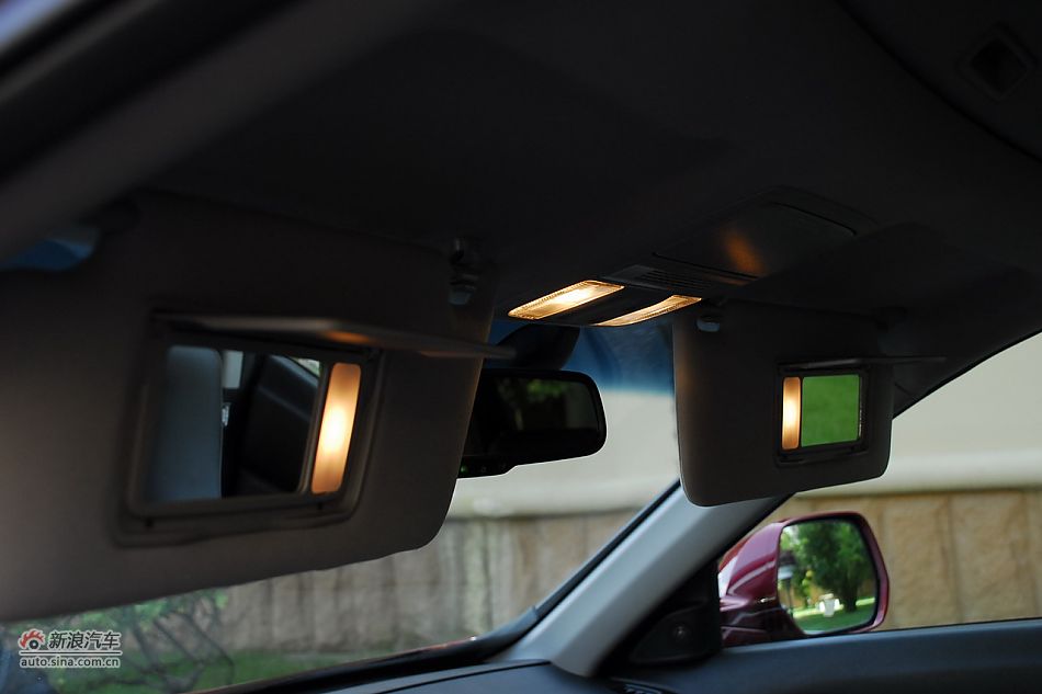 歌诗图内饰细节