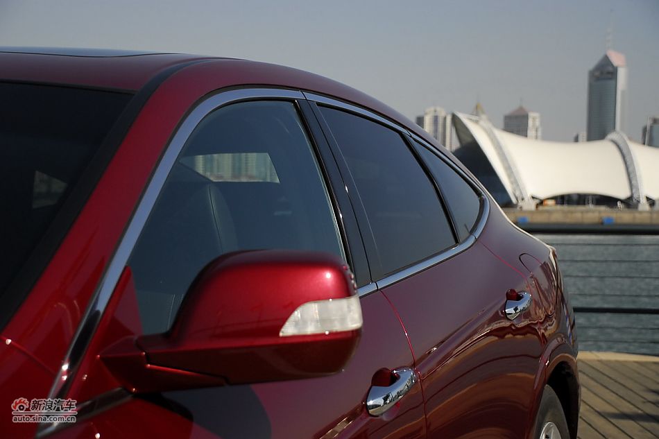 歌诗图外观细节