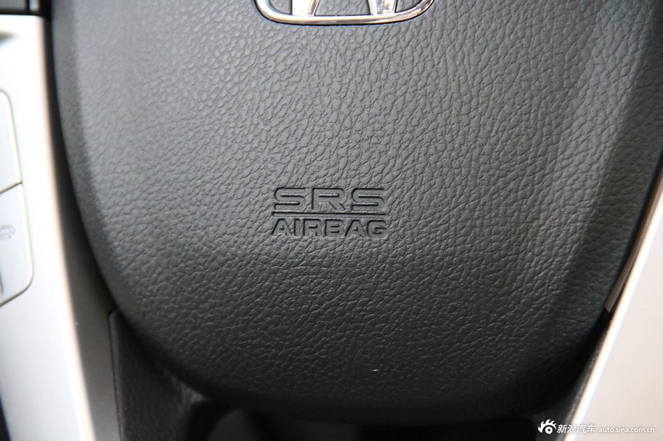 2012款歌诗图到店实拍