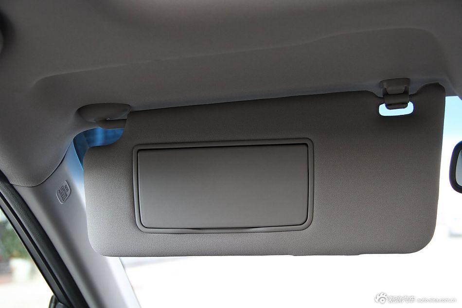 2012款歌诗图到店实拍