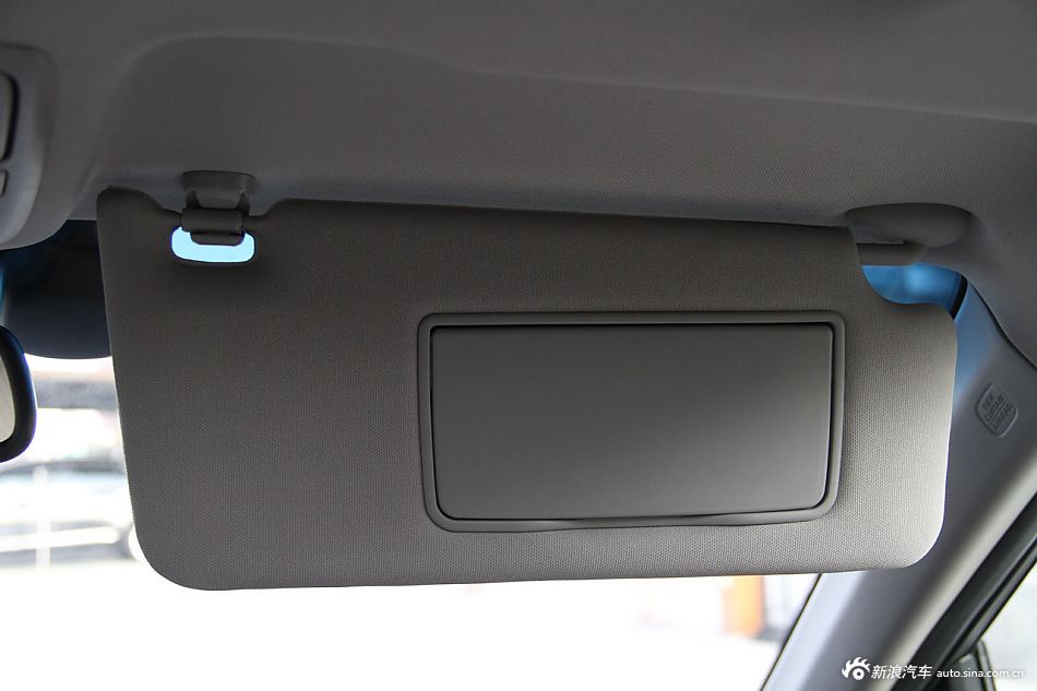 2012款歌诗图到店实拍