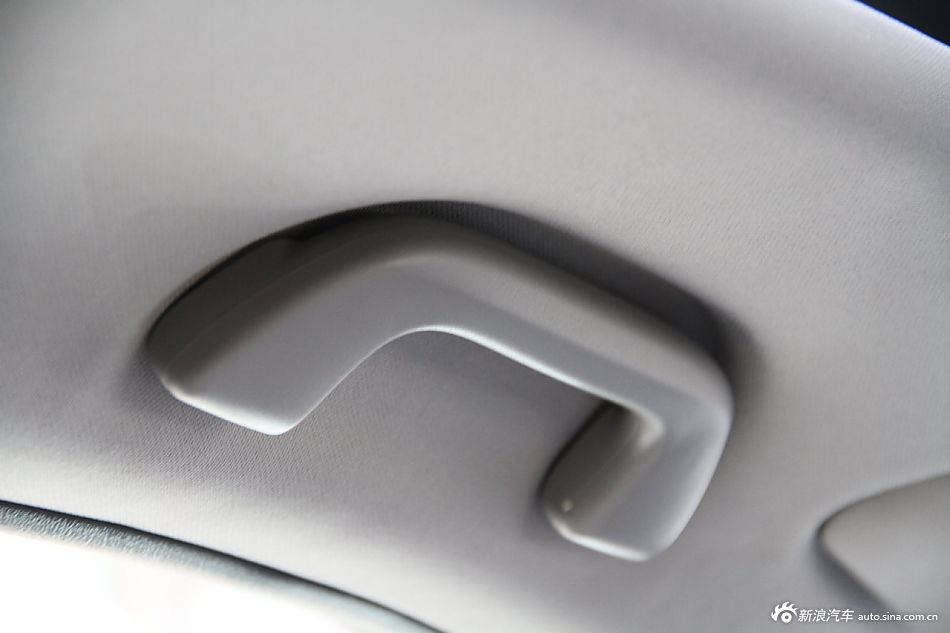 2012款歌诗图到店实拍