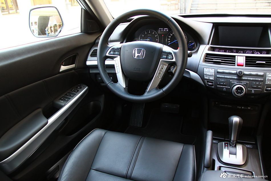 歌诗图2.4L尊享版