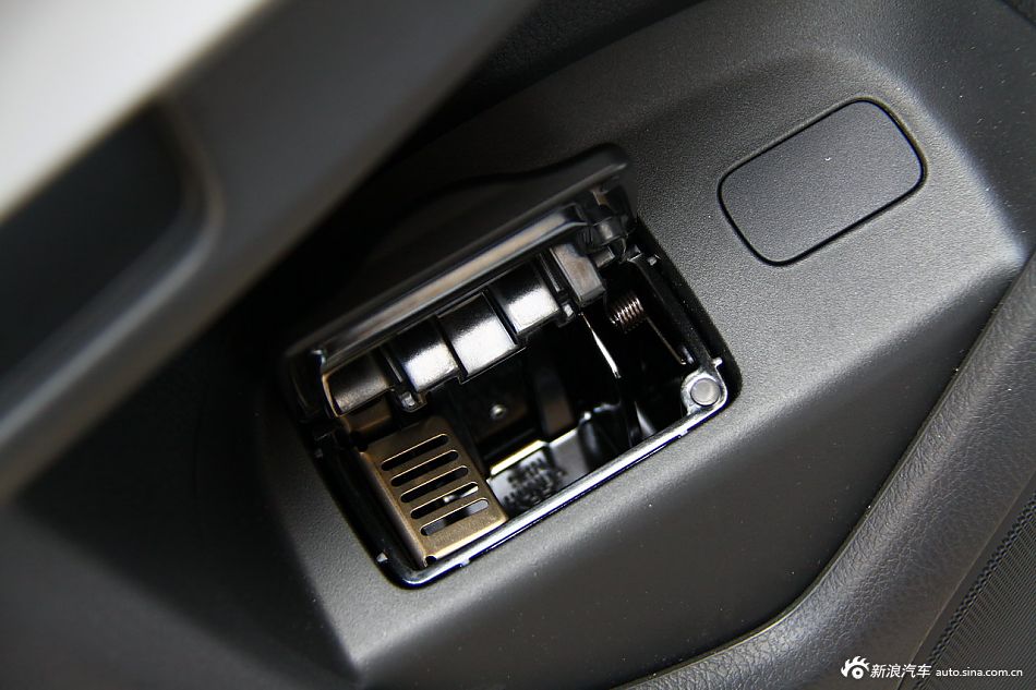 歌诗图2.4L尊享版