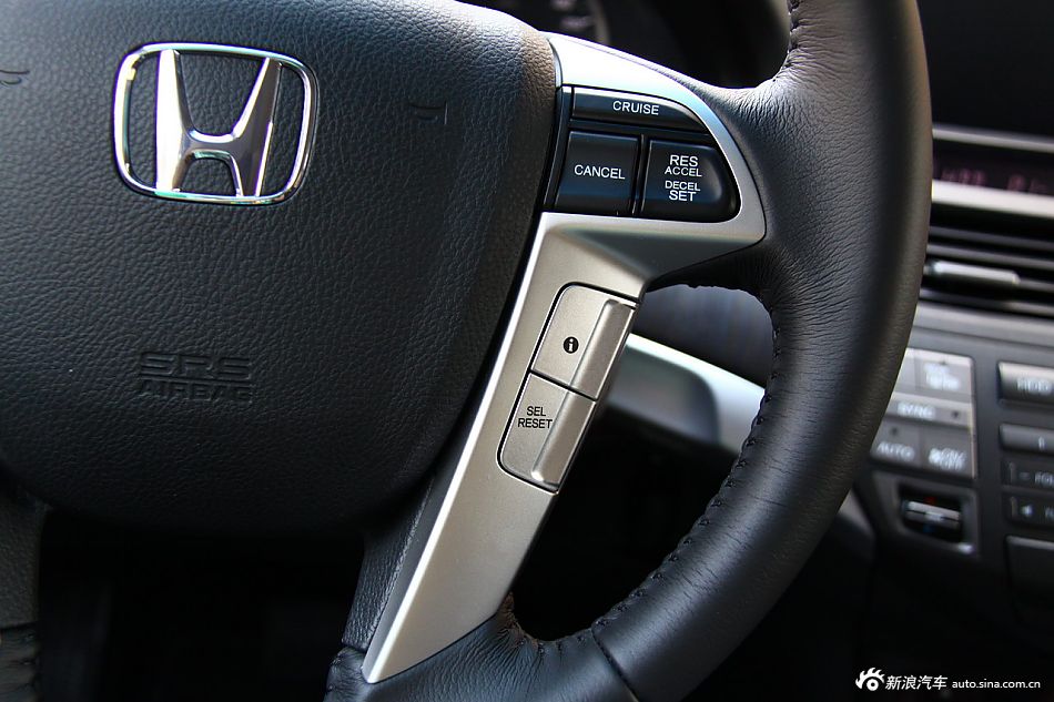 歌诗图2.4L尊享版