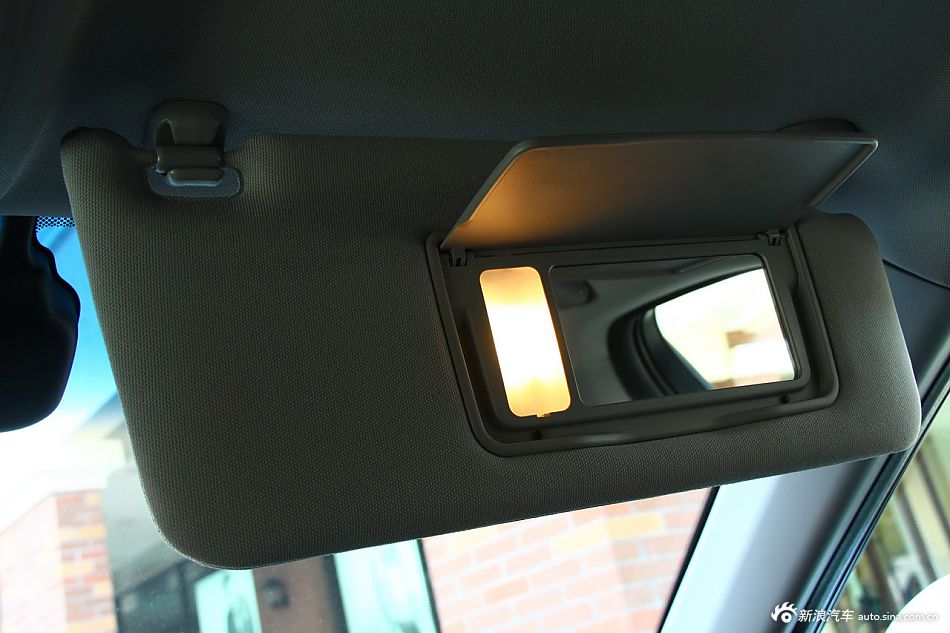 歌诗图2.4L尊享版