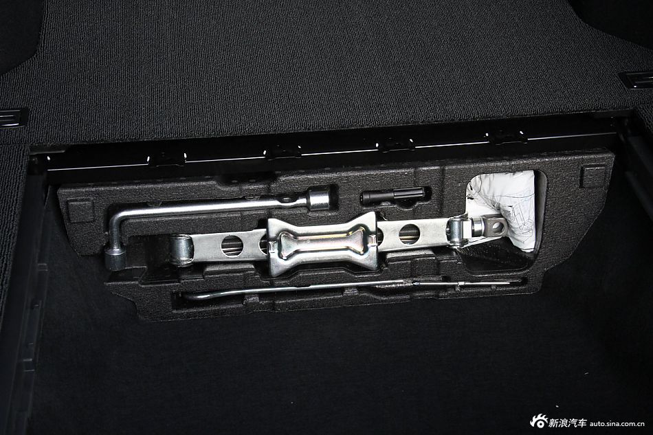 2012款歌诗图到店实拍