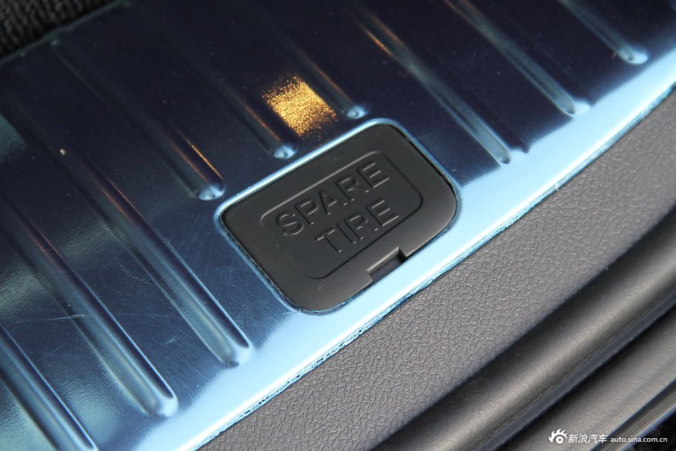 2012款歌诗图到店实拍