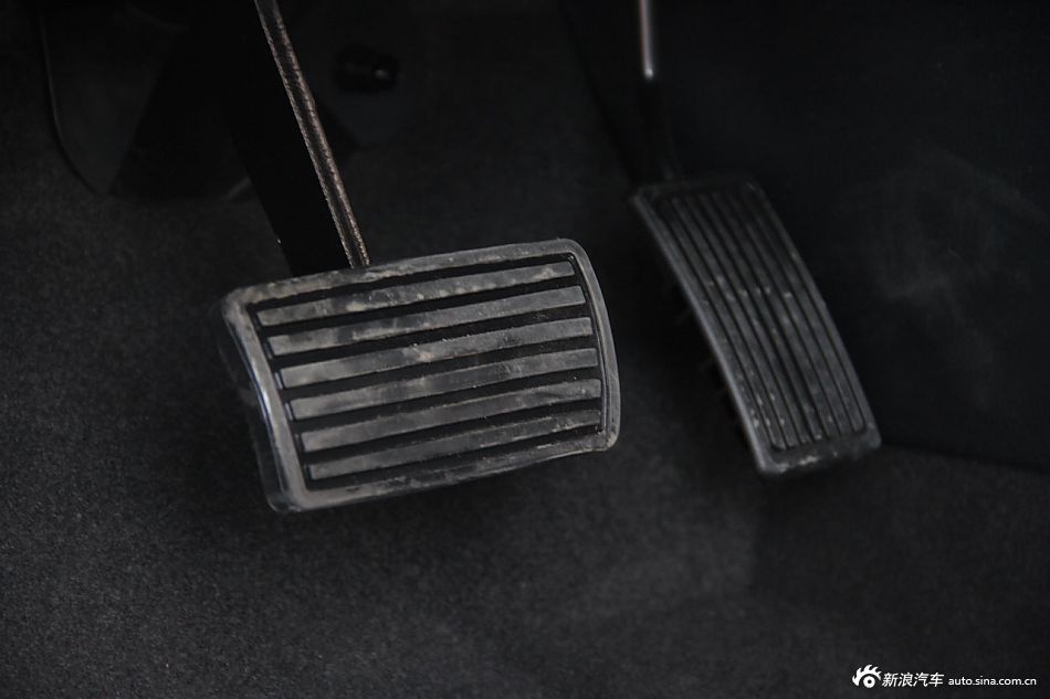 2012款歌诗图到店实拍