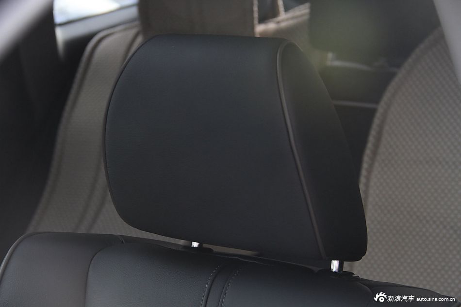 2012款歌诗图到店实拍