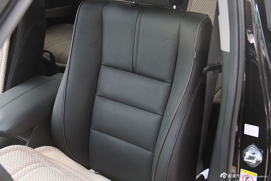 2012款歌诗图到店实拍