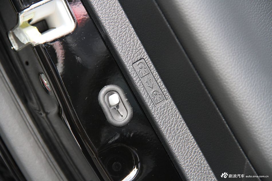 2012款歌诗图到店实拍