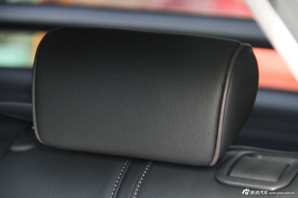 2012款歌诗图到店实拍