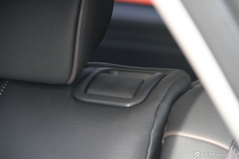 2012款歌诗图到店实拍