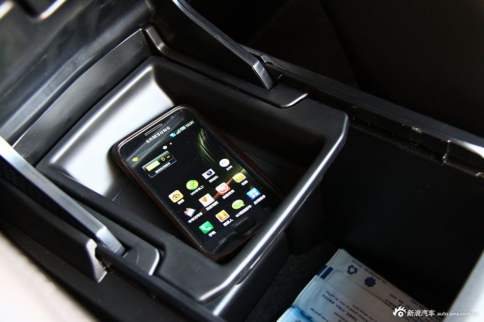 歌诗图2.4L尊享版