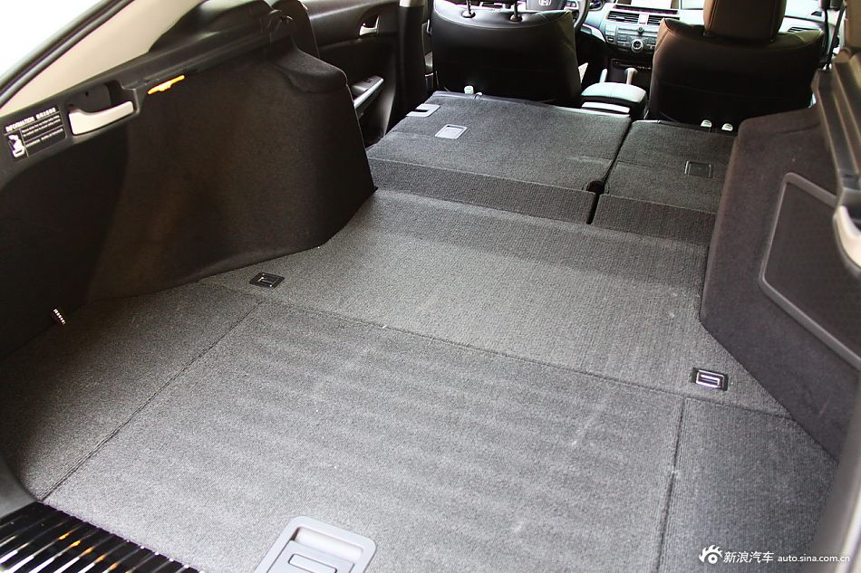 歌诗图2.4L尊享版