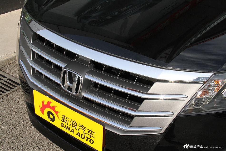 2012款歌诗图到店实拍