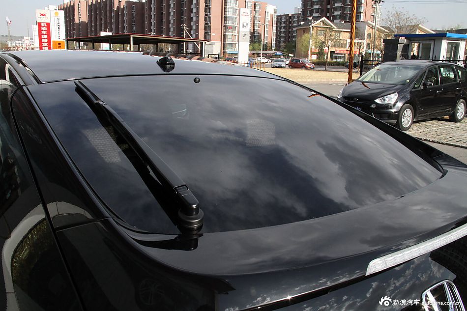 2012款歌诗图到店实拍