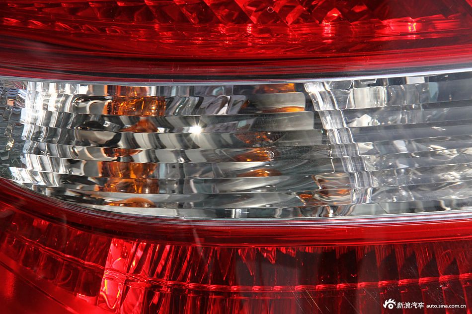 2012款歌诗图到店实拍