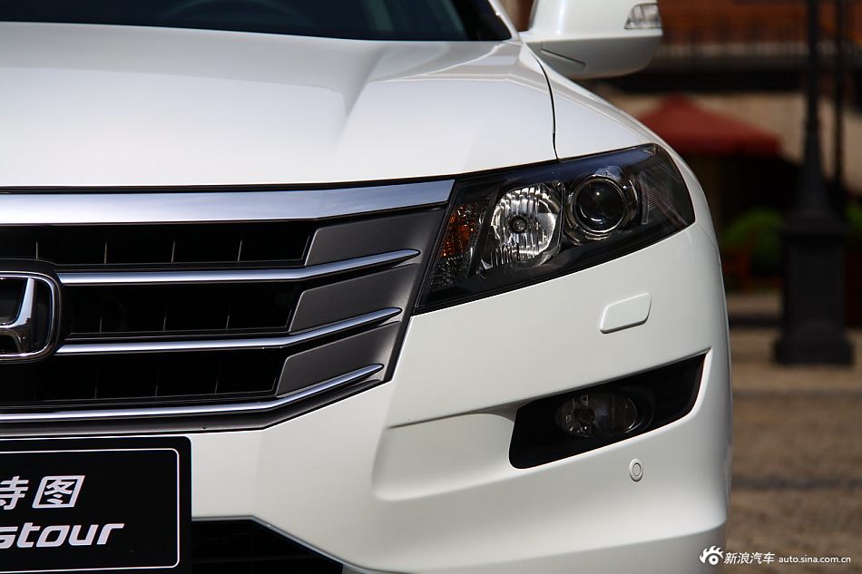 歌诗图2.4L尊享版