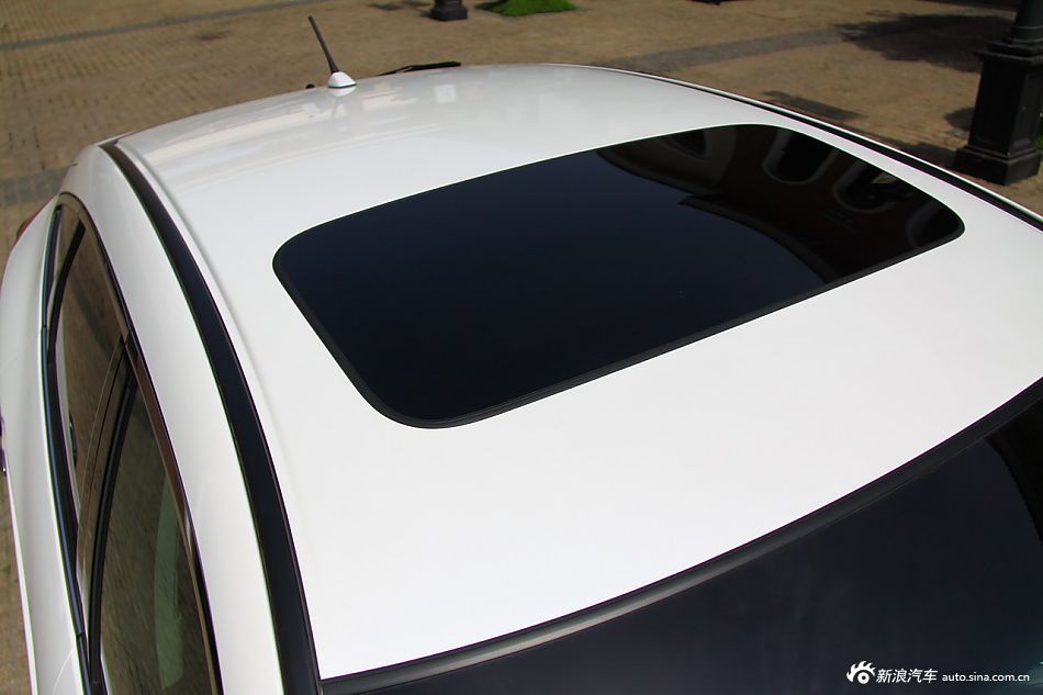 歌诗图2.4L尊享版