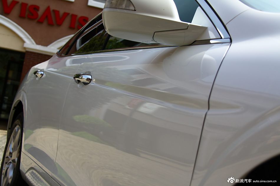 歌诗图2.4L尊享版