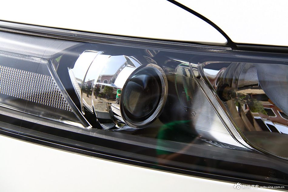 歌诗图2.4L尊享版