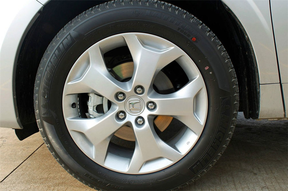 2012款歌诗图2.4L自动豪华版