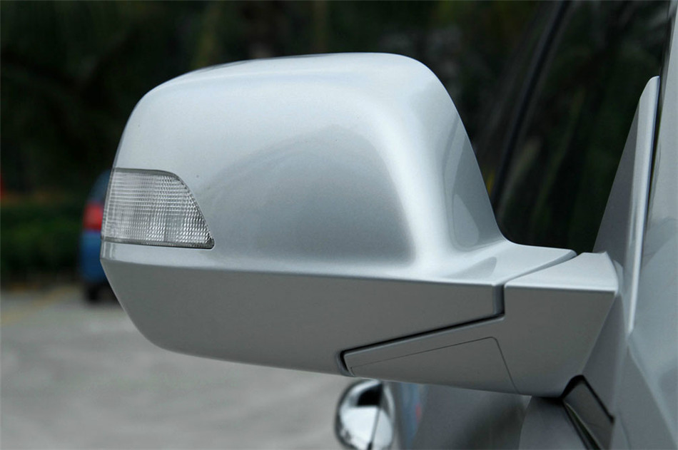 2012款歌诗图2.4L自动豪华版